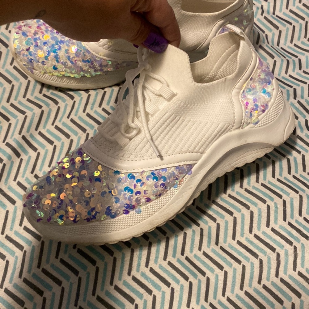 SPARKLY SEQUIN SHOES SIZE 7.5